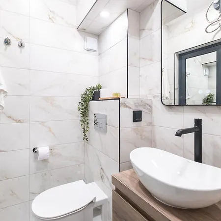 Panoramic View Cozy 1br Apartment Plovdiv