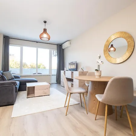 Panoramic View Cozy 1br * Пловдив